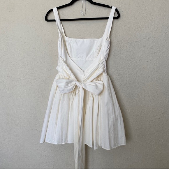 HOUSE OF CB 'Florianne' Ivory Bow Mini Dress NWOT size S - Picture 4 of 11